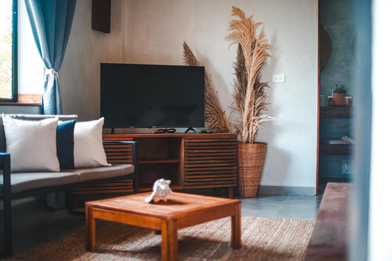 Mapuwi Villa & Suite Palomino Bagian luar foto