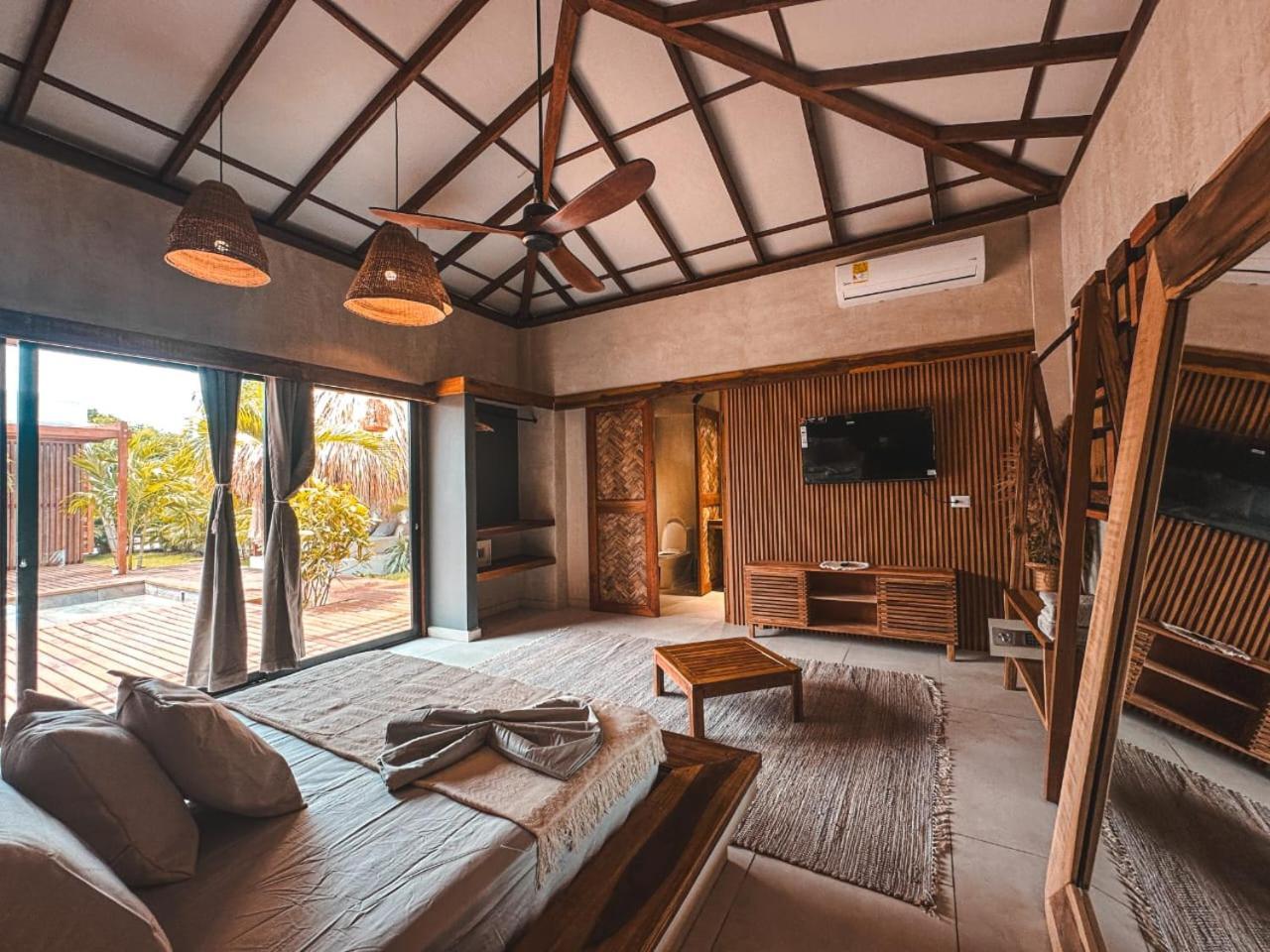 Mapuwi Villa & Suite Palomino Bagian luar foto